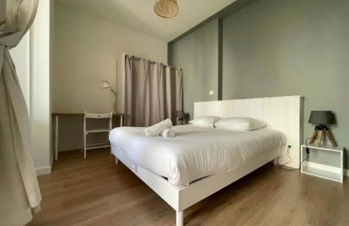 Centre Ville Superbe T2 Neuf Wifi Terrasse Netflix - Foto 2