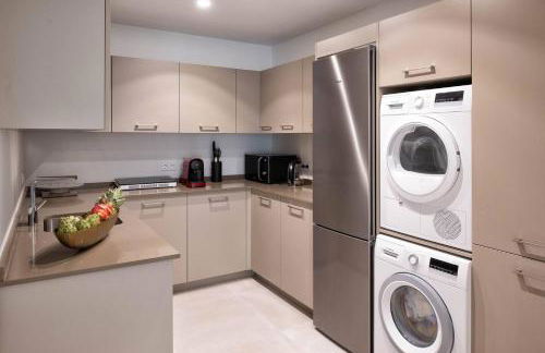 Luxury Villa Alma Pool, Garden & Parking - Foto 37