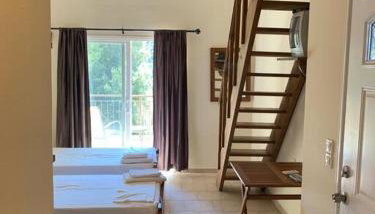 Despina Studios 4 beds with loft and kitchenette # 8 - Foto 5