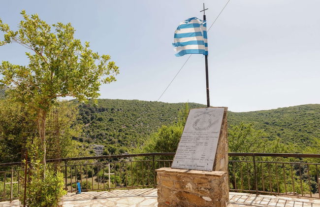 Secluded Holiday Home in Kalavrouza With Mountain Views,bbq - Foto 25