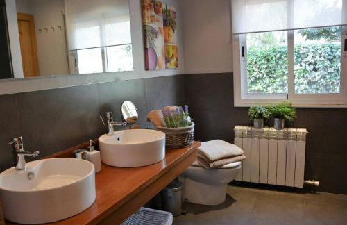 Villa Sitges El Olivo High Comodity AC Pool Heated 30º Optional Real Garden Pool XXL 10 min drive from Sitges - Foto 26