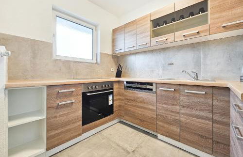 Tolstov Apartments - Monteurwohnungen - 2 Schlafzimmer - Küche - Balkon - Waschmaschine - 25 Min zur Messe DUS - Foto 7