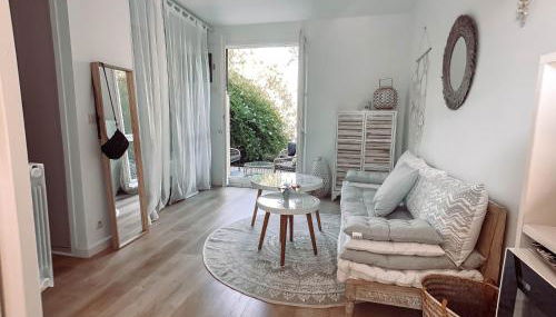 Ravissant T1 avec jardinet proche de la mer - Foto 3