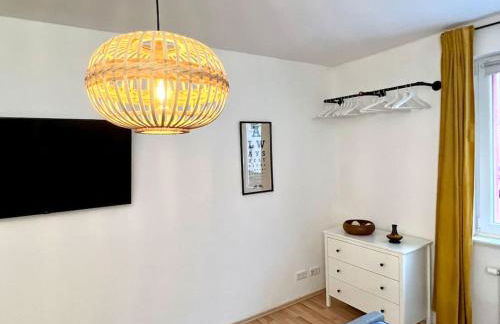 Ruhig & Zentral - 2 Kingsize Betten - Wi-Fi - Foto 15