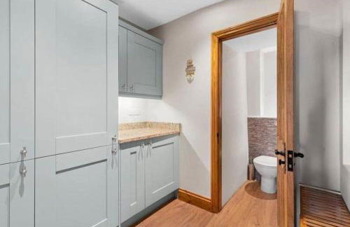 Pendine Sands Edith Villas - a luxury seaside home with beautiful sea views - Photo 33