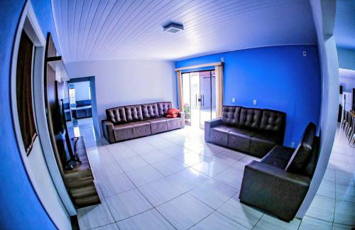 Casa grande com piscina área gourmet - Foto 1