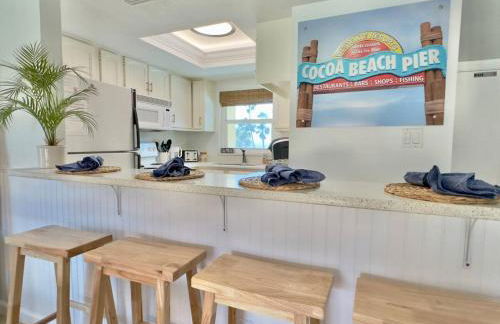 Beachfront with heated pool, 60 seconds to beach - Foto 17