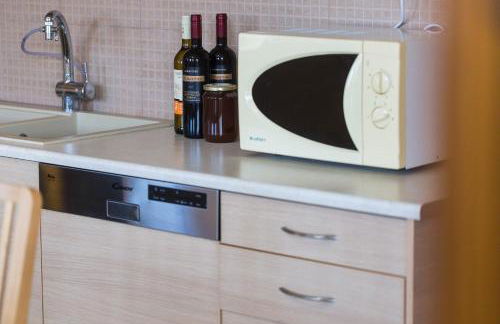 Ilys Home, a Country-chic Retreat with Pool & BBQ, By ThinkVilla - Photo 26