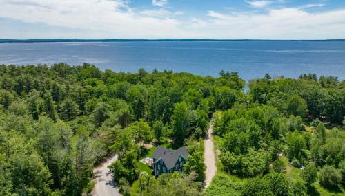 The Blueberry House - Spacious, Family & Pet-Friendly Retreat near Sebago Lake - Foto 3