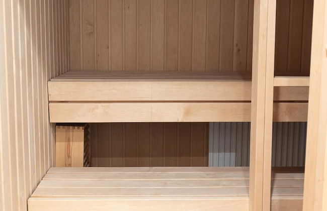 2ndhomes Gorgeous Courtyard Home w Sauna - Foto 20