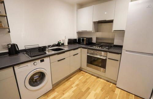 City Views by the Castle, Free Designated Parking. - Photo 9