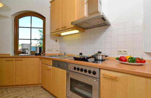 Quaint Apartment in Eimelrod near Lake and Water Sports - Photo 12