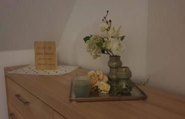 Alte Dorfschule am Elberadweg - Foto 1