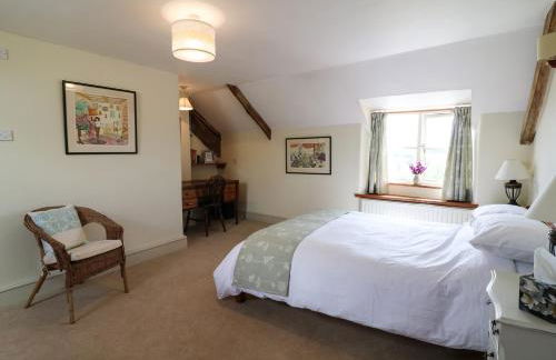 Chilvery Farm Cottage - Photo 10