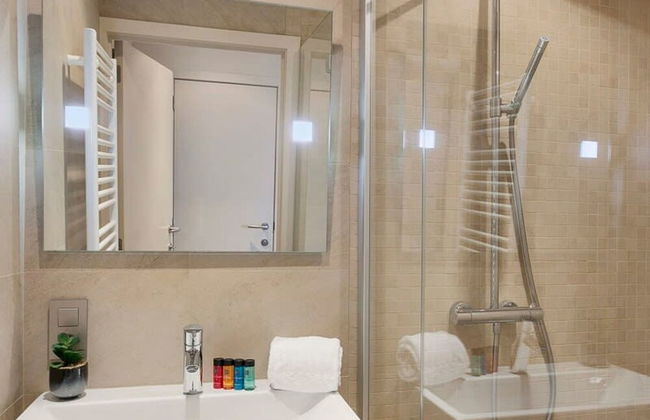 Unique Apartment With Sea-view Near the Center - Photo 18