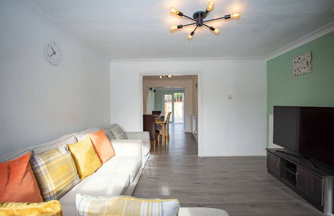 Cozy 3-bedroom Home in Luton - Foto 9