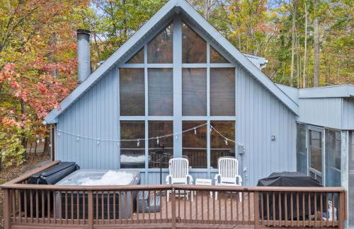 Wooded Chalet w Hot Tub & Indoor Pool, Gym Access - Foto 54