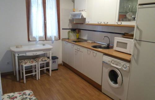 Pequeño adosado de montaña con terraza - Foto 11