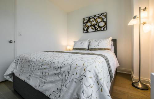 Bright 2 Bedrooms 2 Bathrooms Unit - Foto 20