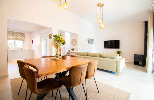 Casa Ella - Beautifully Renovated Townhouse Walkin - Foto 34