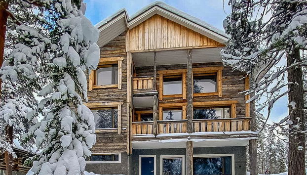 Pyhän kivi - Foto 2, Inside other