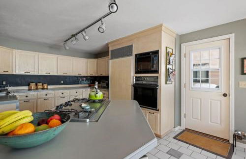 Spacious Waterfront Retreat on Merrymeeting Lake - Photo 25