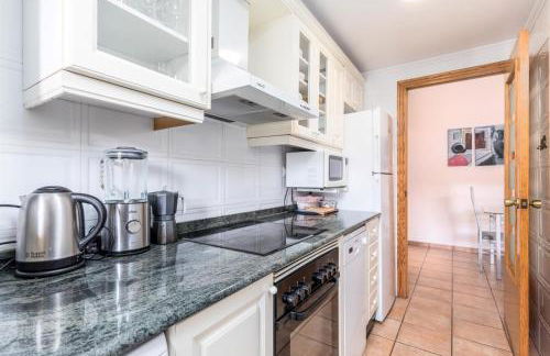 Charming apt by the beach with stunning harbor views - Foto 16