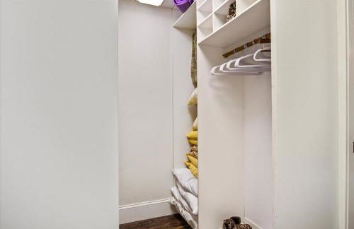 The Linn Creek Lodge Family Home with Private Dock - Foto 11