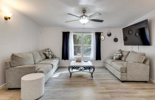 Valrico Retreat with Fire Pit about 18 Mi to Tampa! - Foto 1