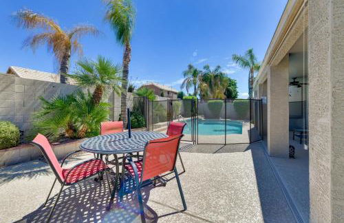 Relax Poolside in Mesa Family Home 12 Mi to Dtwn - Foto 27