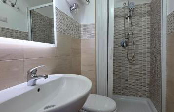 CENTRAL STATION APARTMENTS TROPEA - 200 Meters from the Train - Steps from the Main Street - Foto 11