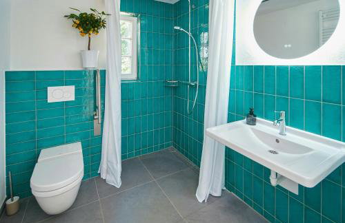 Charming Flat In Historic Country House - Photo 2