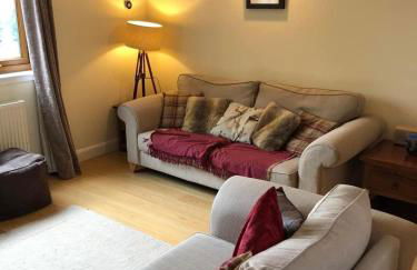 Greenside Lodge - Photo 3