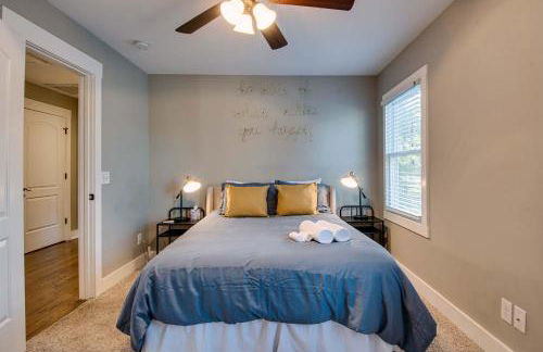 Perfect for Groups - Fenced-In Yard Pet Friendly - Foto 17