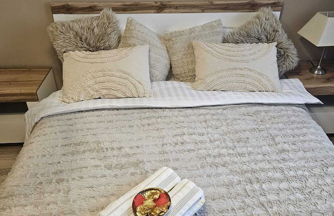 2 Bed Apartment in Zyrardow - Photo 10