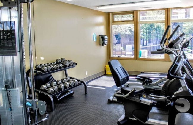 AMAZING 3Br Condo | Heated Pool & Hot Tub | Hm Theatre | Pool Table - Photo 26