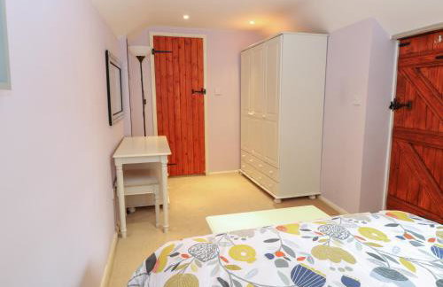 Compass Cottage - Photo 21