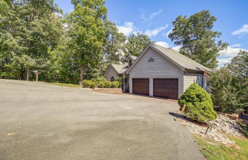 Spacious Home with Hiking Trail Access in Bristol! - Foto 42