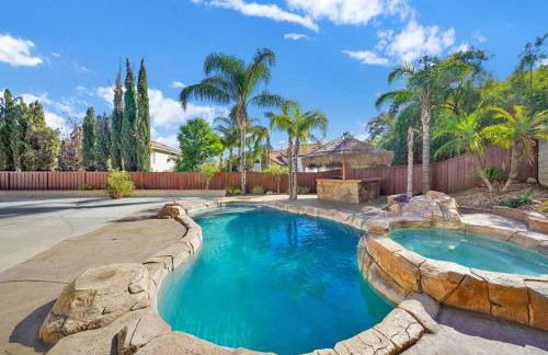 Pool-BBQ-View-Balcony-Fireplace-King-Garage-WD - Foto 9