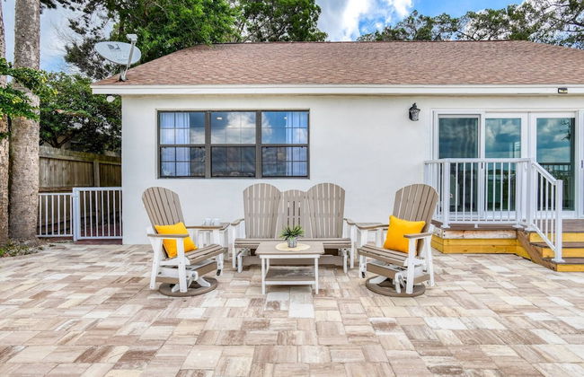 Dolphin View - Photo 16