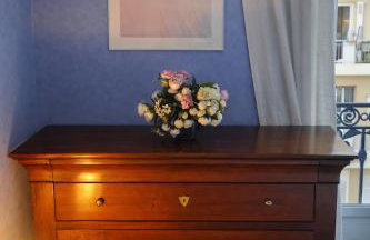 Quiet Top Floor 2 BR Flat Near Nice Port with Lift Balcony AC and Fast WiFi - Foto 26