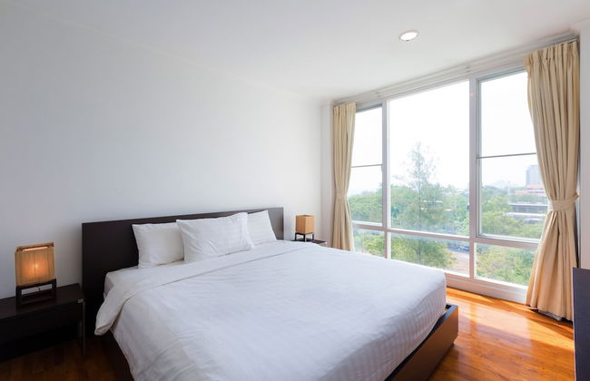 Baan Sanpleon Beachfront Condominium - Photo 25