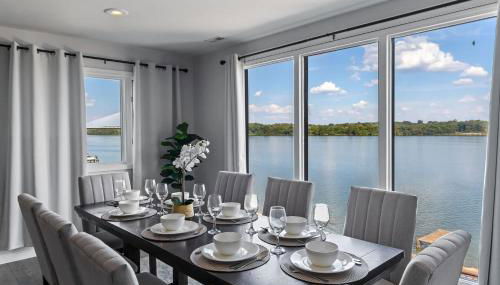 New Renovated 5BD Home with Hot Tub Sauna & Game Rm - Foto 4