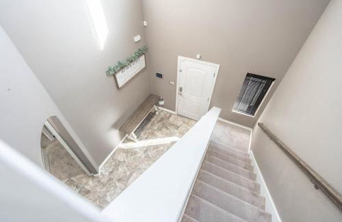 Sunset Retreat, Clean Modern 3BR, Garage, Near 191 - Foto 52