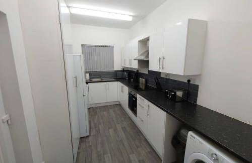 C Spacious 5 Bed - Pkg WiFi Long Stay - Foto 26