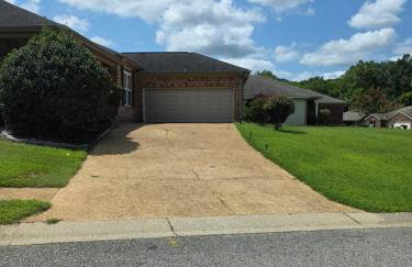 The Bama Bungalow 3BD Walk to the Game, Stay in Style - Foto 13