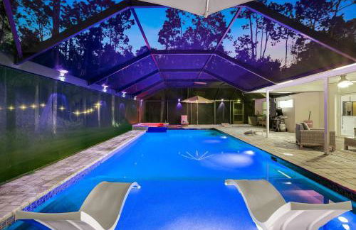 Lux Fam Private Resort Pool Spa, 2 Private Pickleball Courts, Basketball, Ping Pong Table, Mini Golf, Close To Beach & Dining Home Sleeps 8 - Photo 3