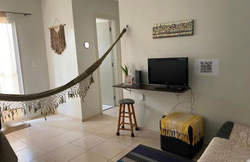 Apto térreo com garagem, quintal condomínio com portaria 24h - Foto 4