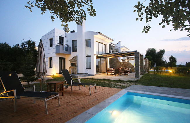 Sunny Sani Luxury Villas - Foto 37