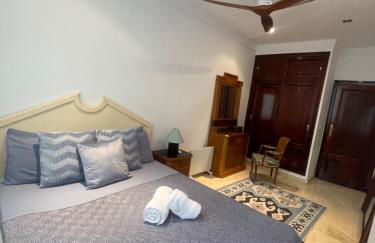 Marbella Beach Front Edificio Mayoral Centro Ciudad y Primera Línea Playa Muy Amplio y Espacioso - Foto 29